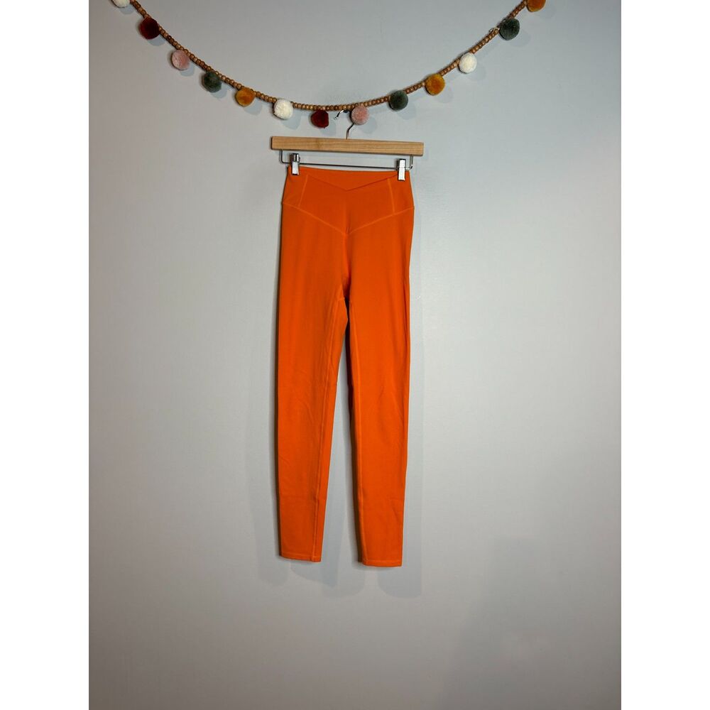 1st Phorm orange athletic leggings